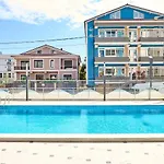 Sunny Nord10 Pool & Playground Lägenhet *