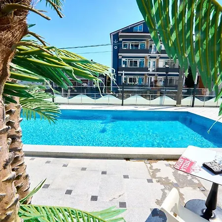 Sunny Nord10 Pool & Playground 마마이아