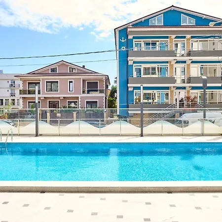 Sunny Nord10 Pool & Playground Apartment *